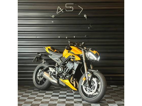 TRIUMPH STREET TRIPLE RS ABS 